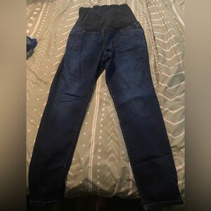 SOLD 5 FOR 20 BUNDLE FOR OFFER Isabel Maternity by Ingrid & Isabel skinny jeans